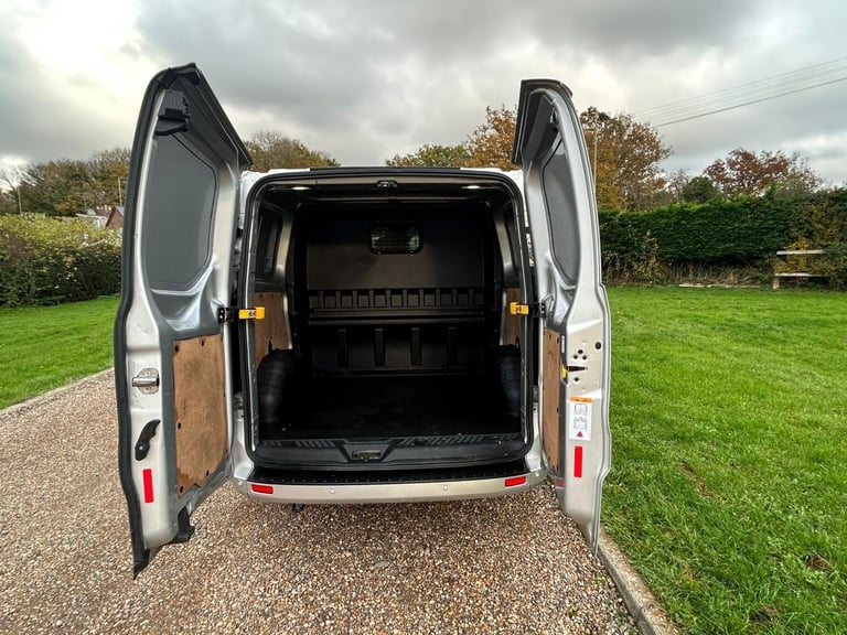 2020 Ford Transit Custom 2.0 300 EcoBlue Limited Crew Van Auto L1 H1 Euro 6 (s/s) 5dr PANEL VAN D...