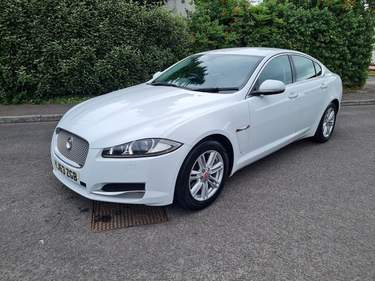 The Ultimate Diesel Automatic 2013 Jaguar XF Luxury Black Leather Interior Stunning Car