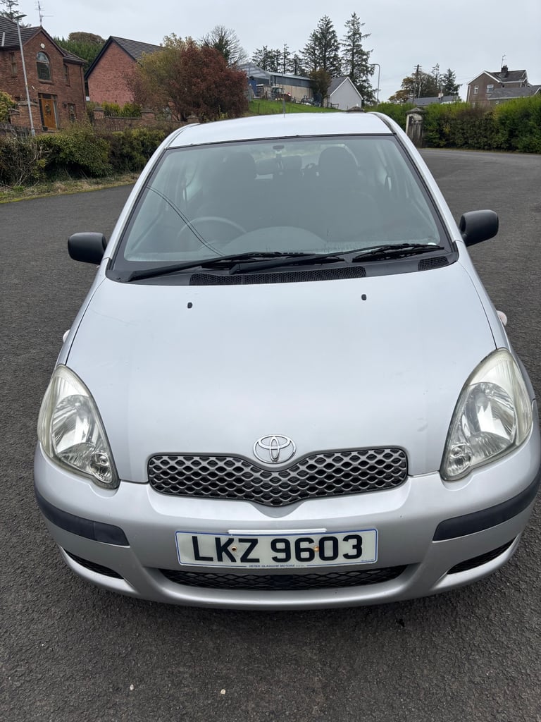 Toyota, YARIS, Hatchback, 2004, Manual, 1298 (cc), 3 doors