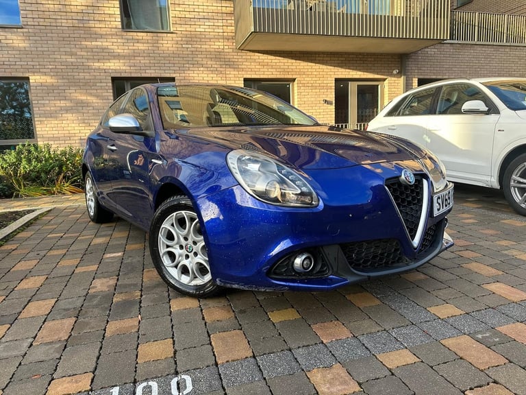 2020 Alfa Romeo Giulietta 1.6 JTDM-2 120 Super 5dr HATCHBACK Diesel Manual