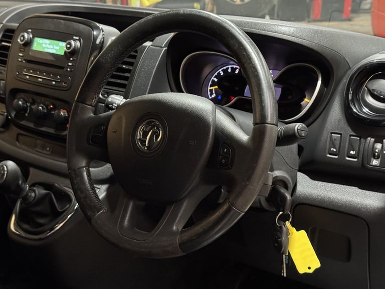 2016 Vauxhall Vivaro 1.6 CDTi 2900 BiTurbo ecoFLEX Sportive Crew Van Double Cab 5dr Diesel Manua ...