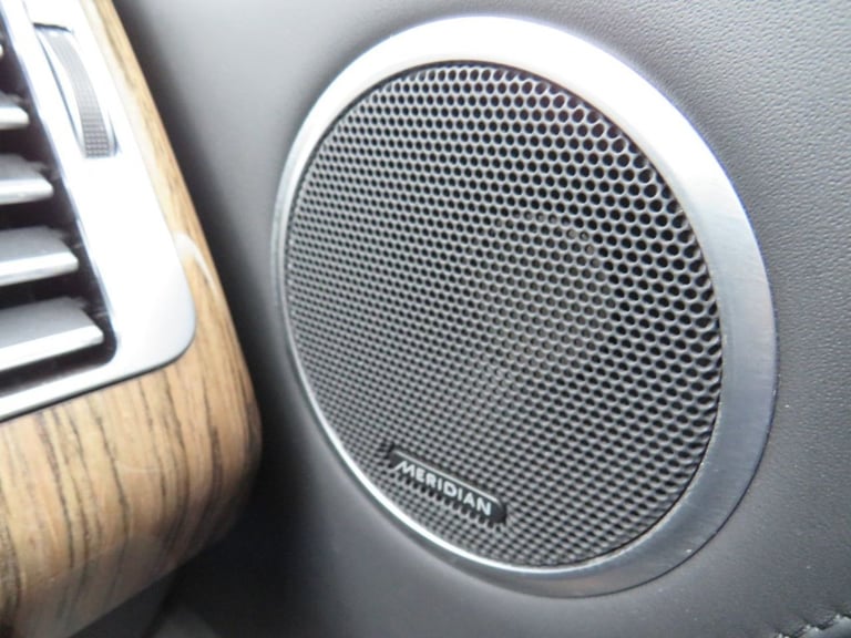 2019 Land Rover Range Rover 3.0 SD V6 Vogue SE SUV 5dr Diesel Auto 4WD Euro 6 (s/s) (275 ps) ESTA...