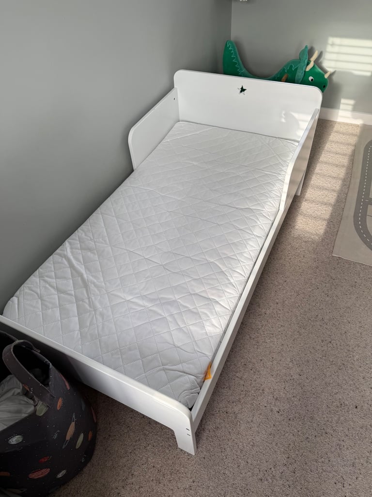 Great Little Trading Company Star Bright Toddler Bed - White
