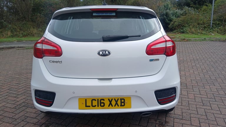 2016 Kia Ceed 1.6 CRDi ISG 2 5DR DCT AUTOMATIC 2016 16 REG  HATCHBACK Diesel Automatic