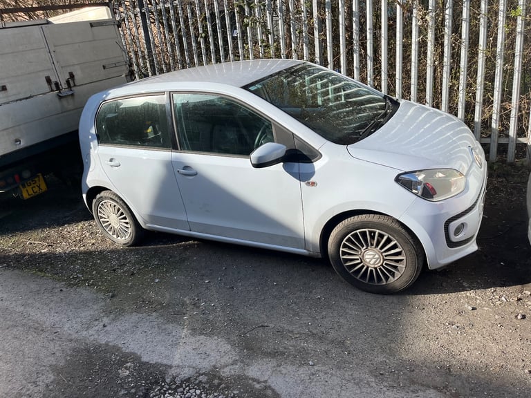 image for Volkswagen, UP, Hatchback, 2012, (62) Manual, 999 (cc), 5 doors