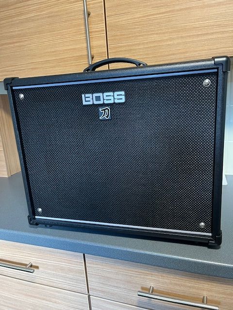Boss Katana Gen 3 100watt 1x12 Combo Plus Boss Amp Cover As New.