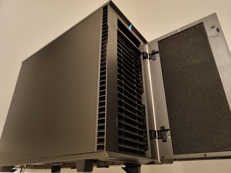 GAMING PC BARGAIN i7 12700K RTX 4070 SUPER VR 4K 32GB DDR5 7TB WATERCOOLED COMPUTER AI WORKSTATION