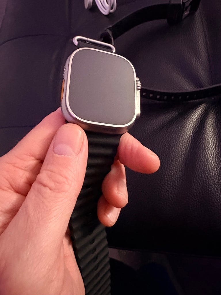 Apple Watch Ultra 2 49mm Titanium Silver