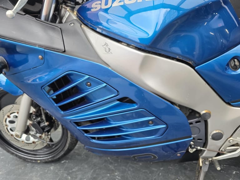 SUZUKI RF 600 RV PROJECT BIKE HPI CLEAR