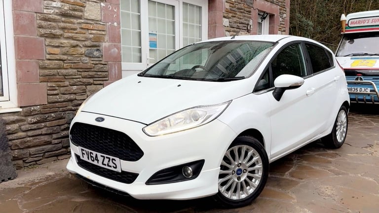 image for 2015 Ford Fiesta 1.0 EcoBoost Titanium 5dr HATCHBACK Petrol Manual