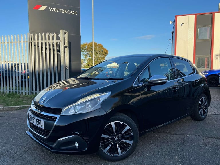 2017 Peugeot 208 1.2 PureTech Allure Premium Hatchback 5dr Petrol Manual Euro 6 (s/s) (82 ps Hatc...