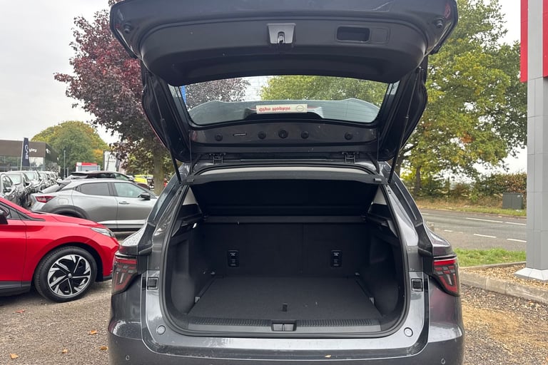 2025 MG MGS5 170kW SE EV Long Range 64kWh 5dr Auto Estate Electric Automatic