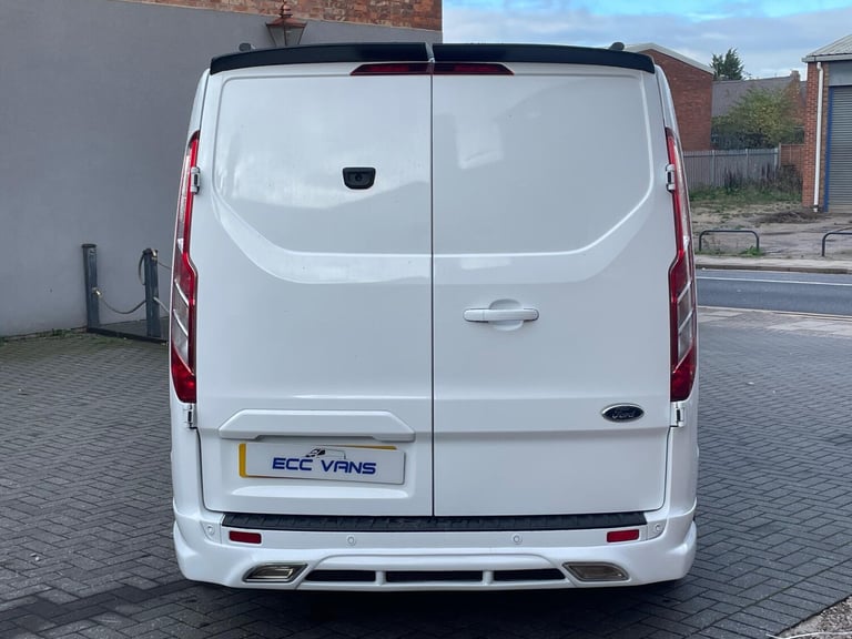 2023 Ford Transit Custom 2.0 300 EcoBlue Limited L2 H1 Euro 6 (s/s) 5dr PANEL VAN Diesel Manual