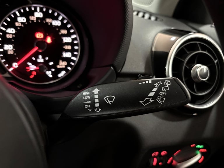 2014 Audi A1 1.4 TFSI CoD Sport S Tronic Euro 5 (s/s) 3dr HATCHBACK Petrol Automatic