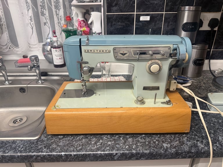 image for Vintage sewing machine 