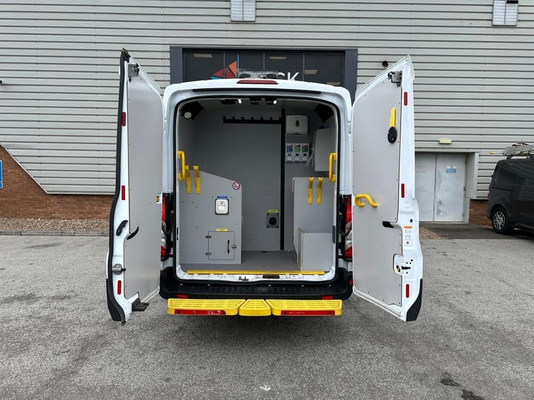 72 Reg, Ford Transit L3H2 FWD, Welfare, Kitchen, Toilet Van, Night Heater 