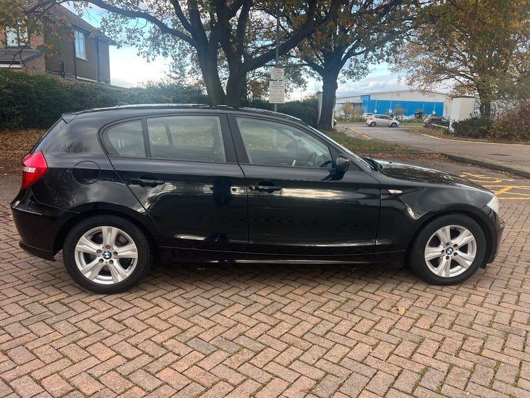 BMW, 1 SERIES, Hatchback, 2008, Automatic 1995 (cc), 5 doors