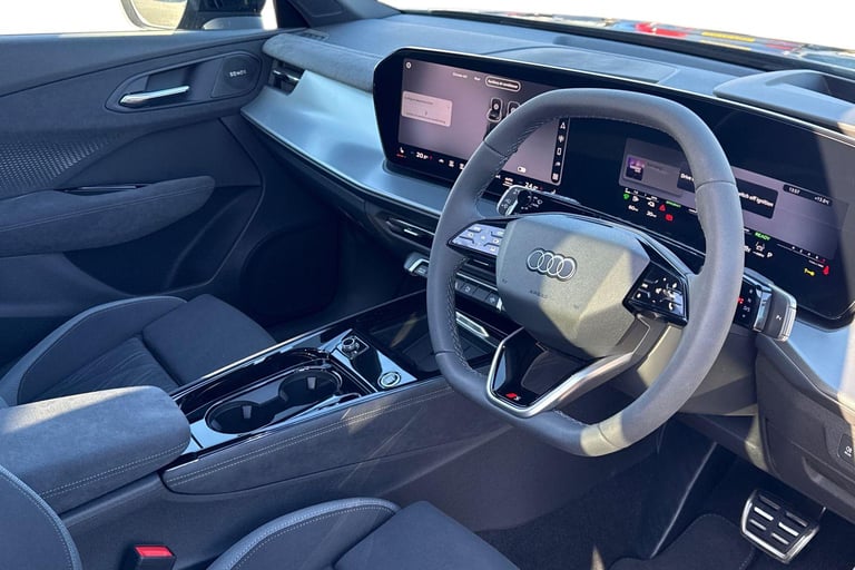 2025 Audi Q3 1.5 e-hybrid Launch Edition S Tronic Euro 6 (s/s) 5dr 26kWh SUV Automatic