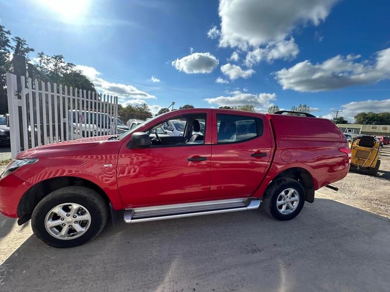 2019 Mitsubishi L200 L200 4Life DI-D 4x4 DIESEL Manual