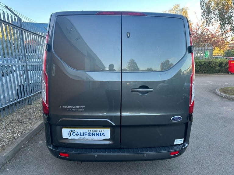 2017 Ford Transit Custom 2.0 TDCi 290 Limited Panel Van 5dr Diesel Manual L1 H2 (157 g/km, 168 bh...