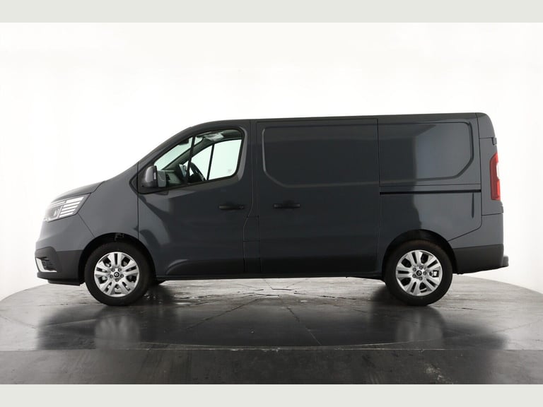 2025 Renault Trafic SL30 Blue dCi 130 Extra [Safety] Van PANEL VAN DIESEL Manual