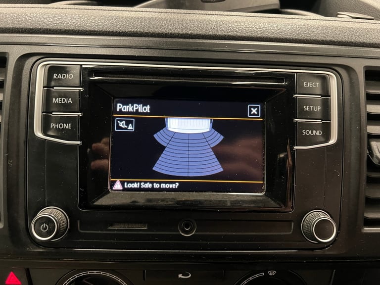 2017 Volkswagen Transporter T30 L2 TRENDLINE 2.0TDI BLUEMOTION 150PS DSG AUTO LWB VAN (EURO 6) PA...