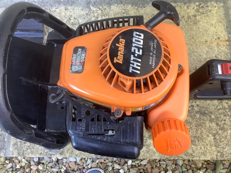 Tanaka THT 2100 Hedge Trimmer