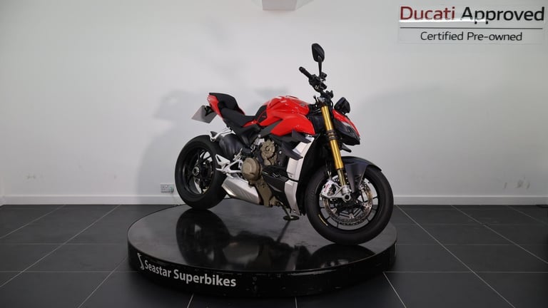 DUCATI STREETFIGHTER V4 S - 2020 - 14100 MILES