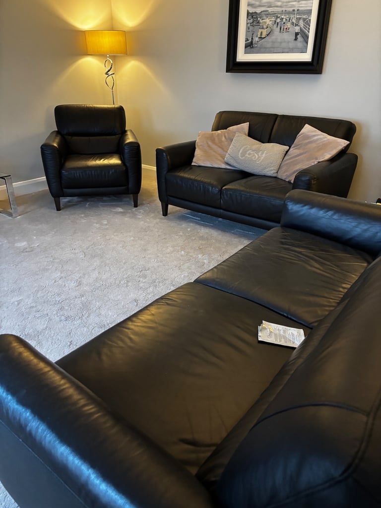 3 piece leather suite