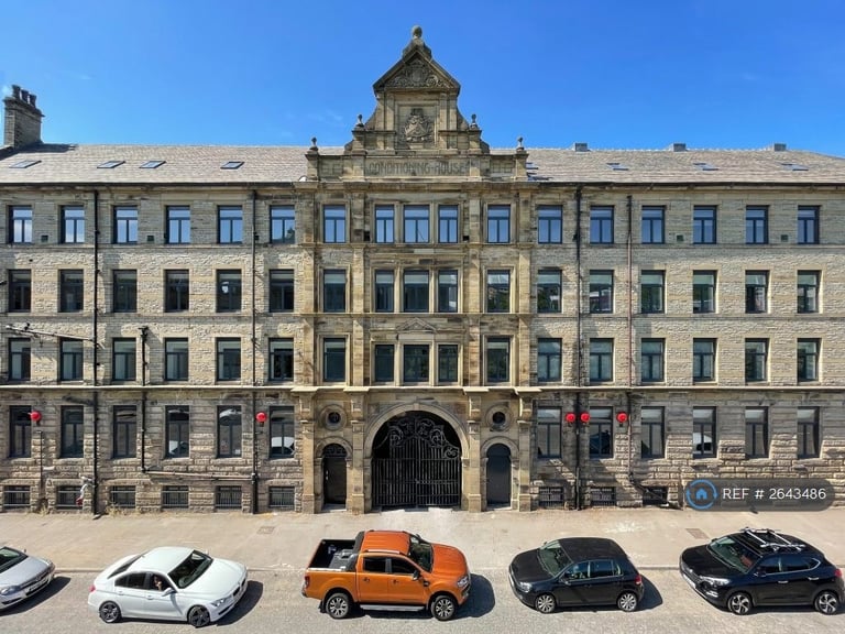 2 bedroom flat in Conditioning House, Bradford, BD1 (2 bed) (#2643486)