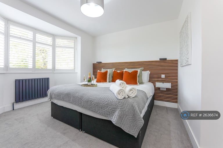 3 bedroom house in Church Road, Poole, BH14 (3 bed) (#2636674)
