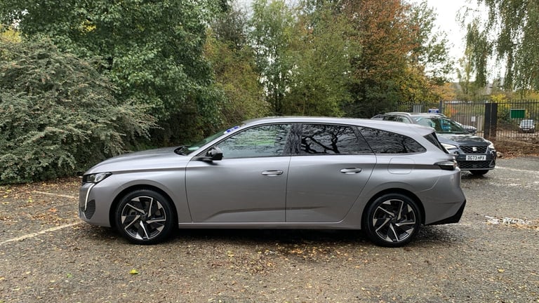 2025 Peugeot 308 SW 1.6 12.4kWh Allure Estate 5dr Petrol Plug-in Hybrid e-EAT Euro 6 (s/s) (180 E...