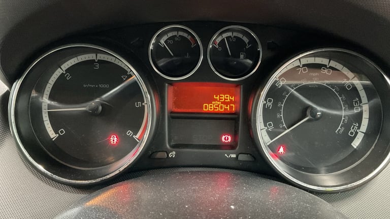 2011 Peugeot 308 1.6 HDi 92 Sport 5dr HATCHBACK Diesel Manual