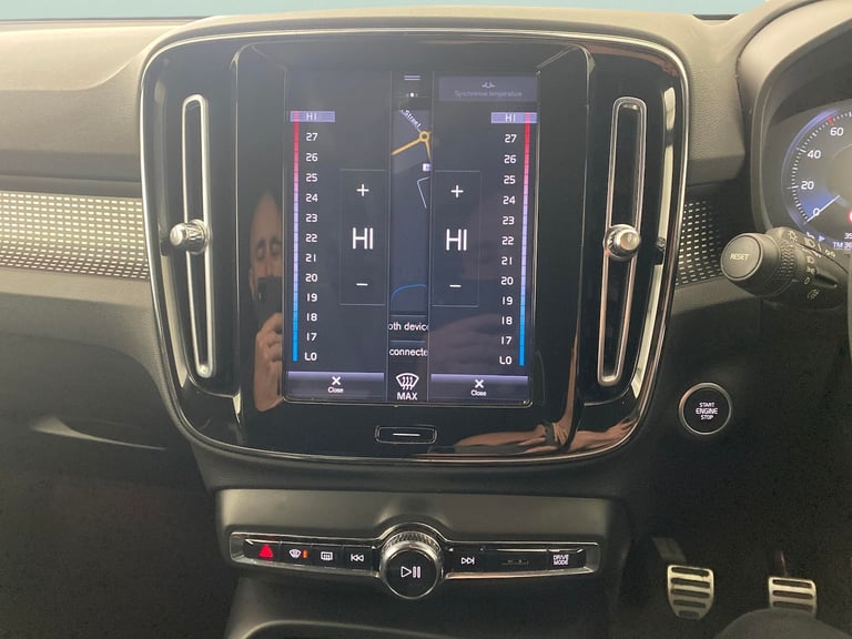 2021 Volvo XC40 1.5 T3 R-Design SUV 5dr Petrol Manual Euro 6 (s/s) (163 ps) - VERSATILITY P Suv P...