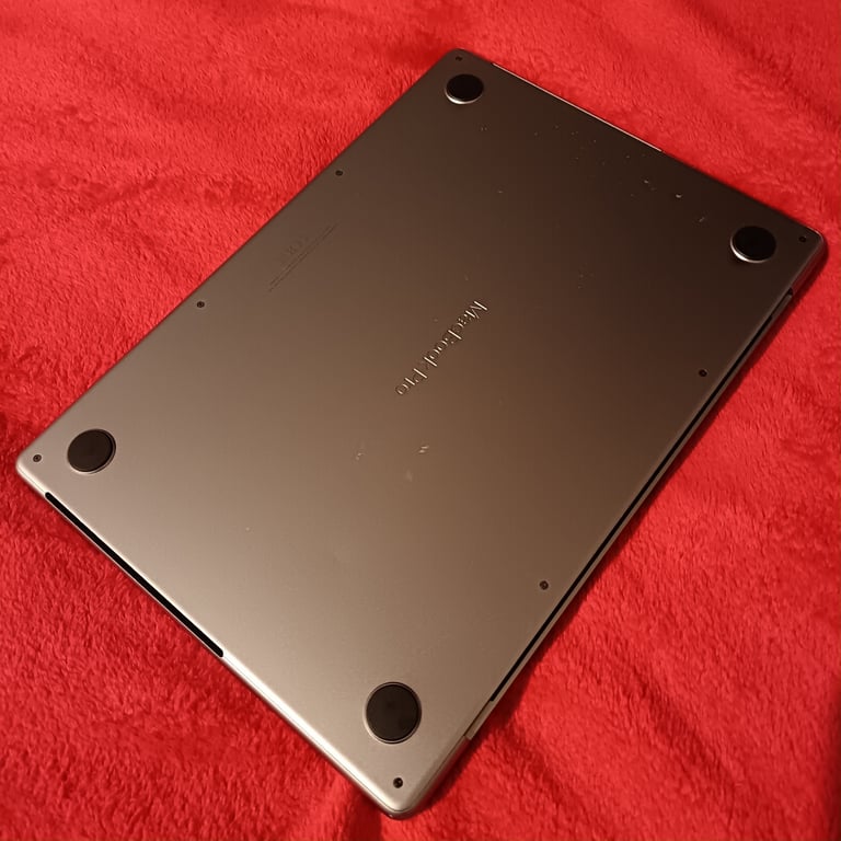 14 Inch M1 Pro MacBook Pro 16gb 512gb Laptop