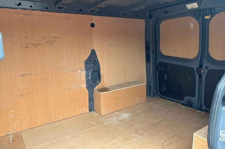 2020 Renault Trafic Black SPECIAL EDITION SL28 SWB ENERGY dCi 145ps, NO VAT, BLACK ALLOYS, PLY Pa...