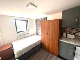 4 bedrooms in MK House