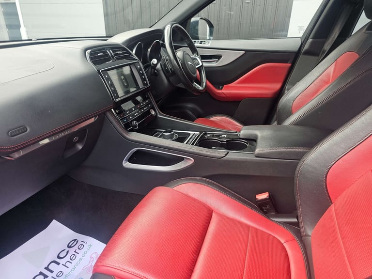 2017 Jaguar F-Pace 2.0 F-PACE R-Sport AWD D Auto 4WD 5dr SUV Diesel Automatic