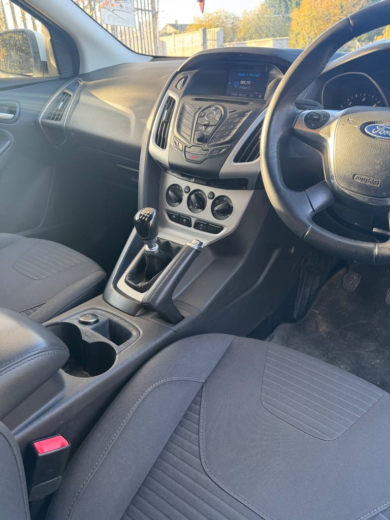 Ford, FOCUS, Hatchback, 2014, Manual, 1560 (cc), 5 doors