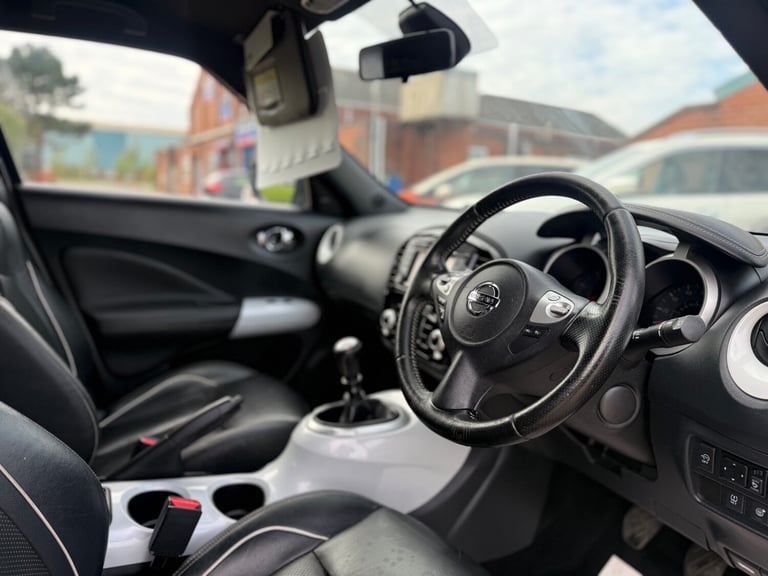 2014 Nissan Juke 1.5 dCi Tekna 5dr HATCHBACK Diesel Manual