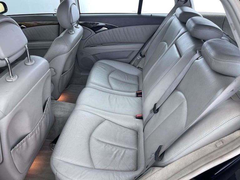 2004 Mercedes-Benz E Class 3.2 E320 CDI Avantgarde Estate 5dr Diesel Automatic (194 g/km, 204 bhp...