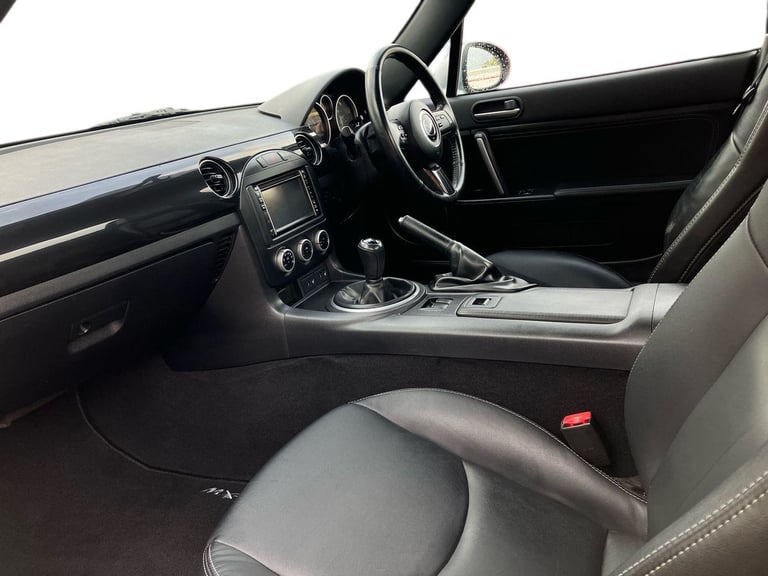 2013 Mazda MX-5 2.0i Sport Tech 2dr Coupe PETROL Manual