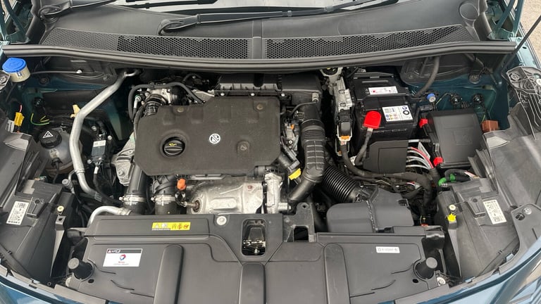 2023 Peugeot 3008 1.5 BlueHDi Allure Premium + SUV 5dr Diesel EAT Euro 6 (s/s) (130 ps) SUV Diese...