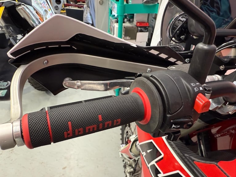 AJP PR7 (650cc) 2025 NEW