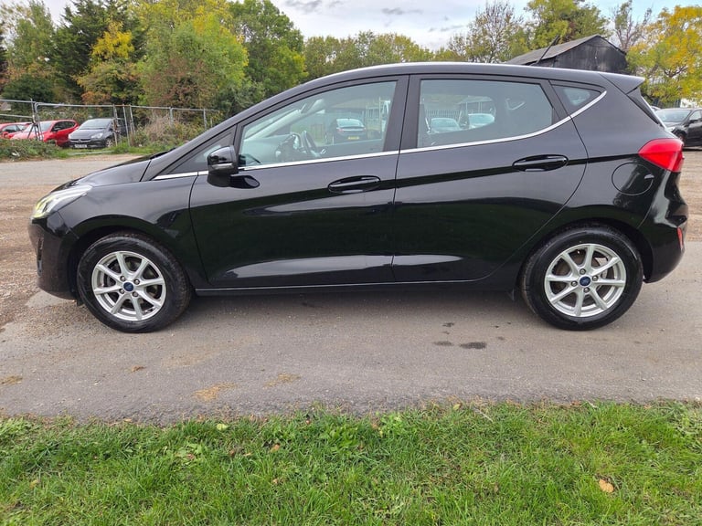 2017 Ford Fiesta 1.1 Ti-VCT Zetec Euro 6 (s/s) 5dr HATCHBACK Petrol Manual