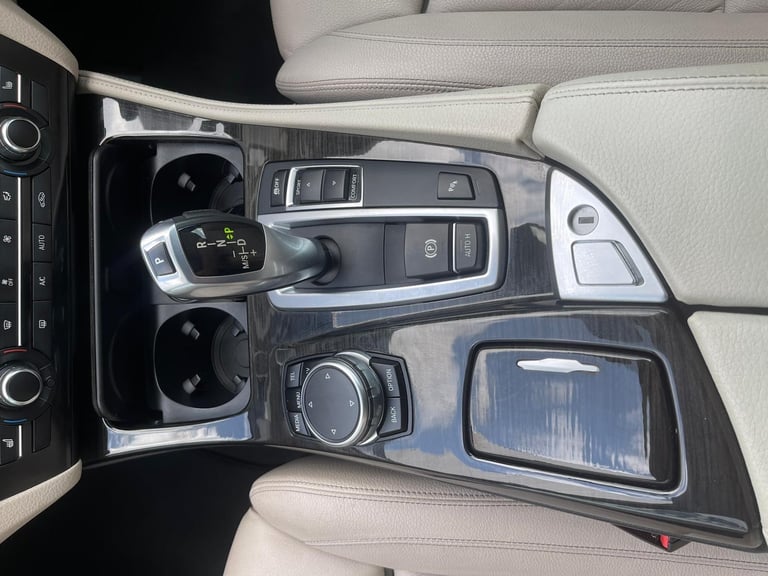 2016 BMW 5 Series 520d [190] M Sport 4dr Step Auto SALOON Diesel Automatic