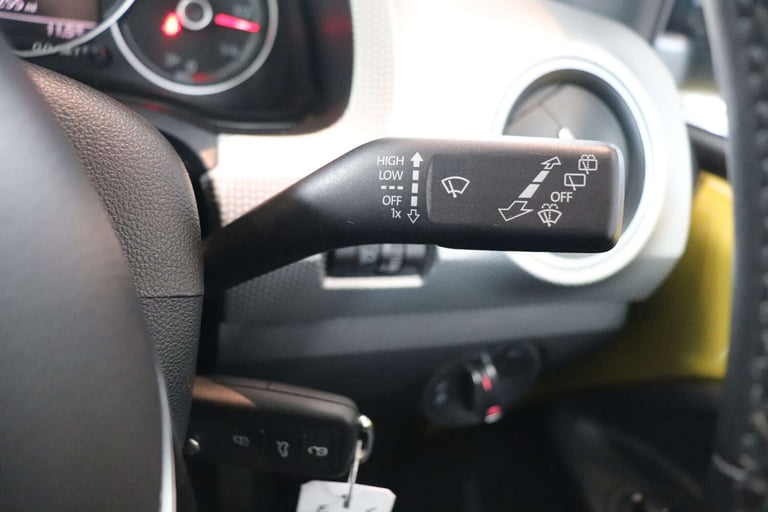 2016 Volkswagen up! 1.0 High Up 3dr Hatchback Petrol Manual