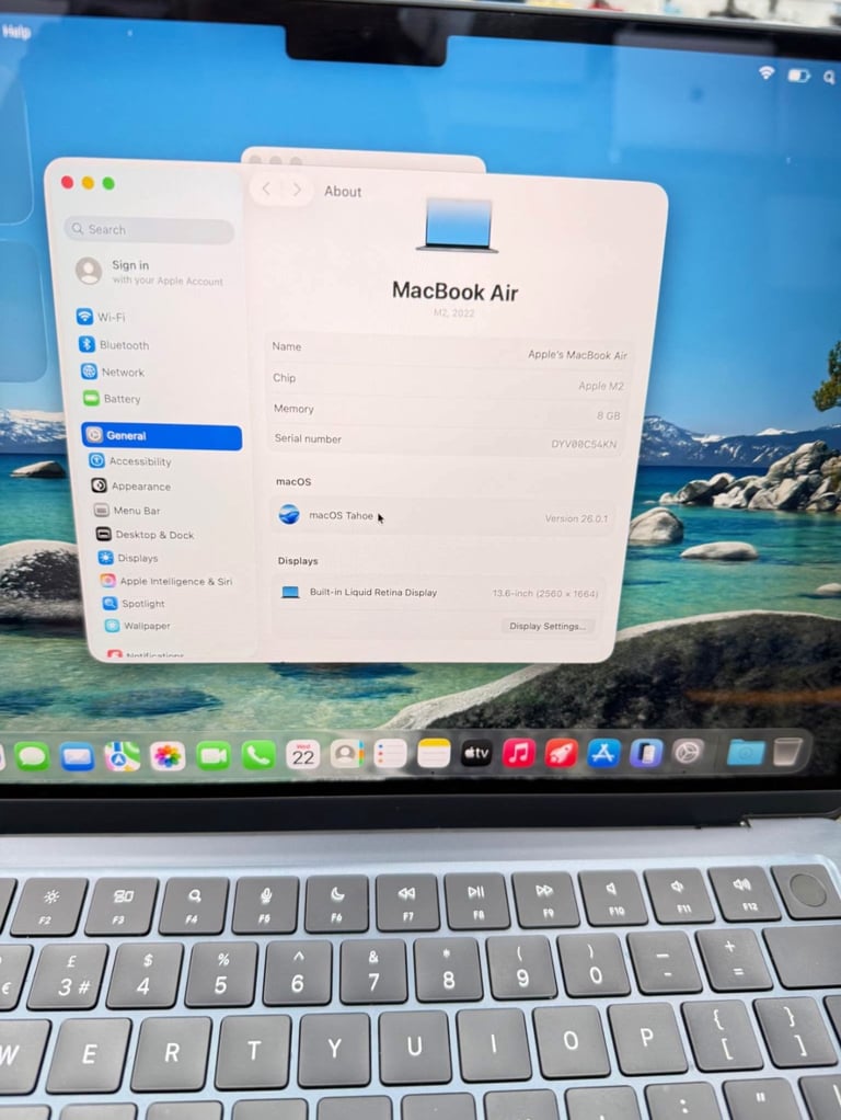 Apple Macbook Air M2 8GB 256GB (100% Battery)