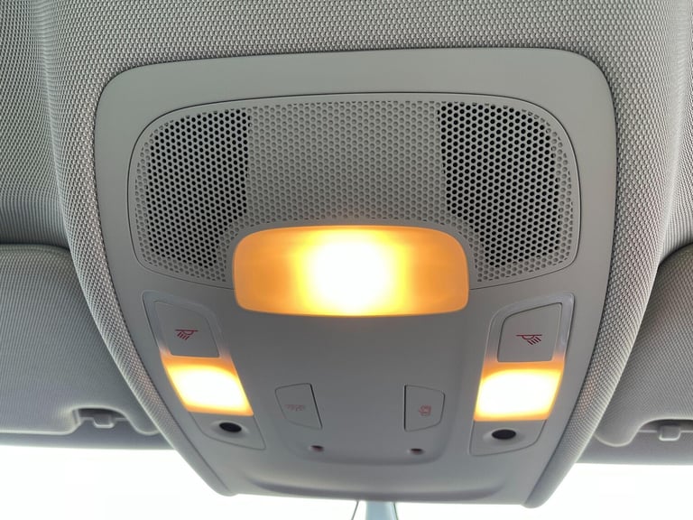  Audi A6 Saloon 2.0 TDI SE Saloon 4dr Diesel Manual Euro 5 (s/s) (177 ps) Diesel Manual