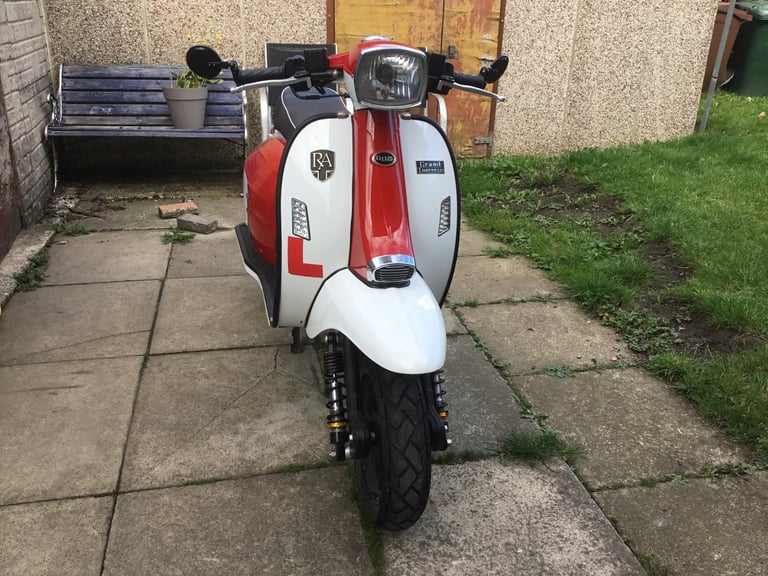 Royal alloy gt 125cc, 2019 reg, may deliver